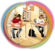 SCHULMÖBEL & AUSSTATTUNG