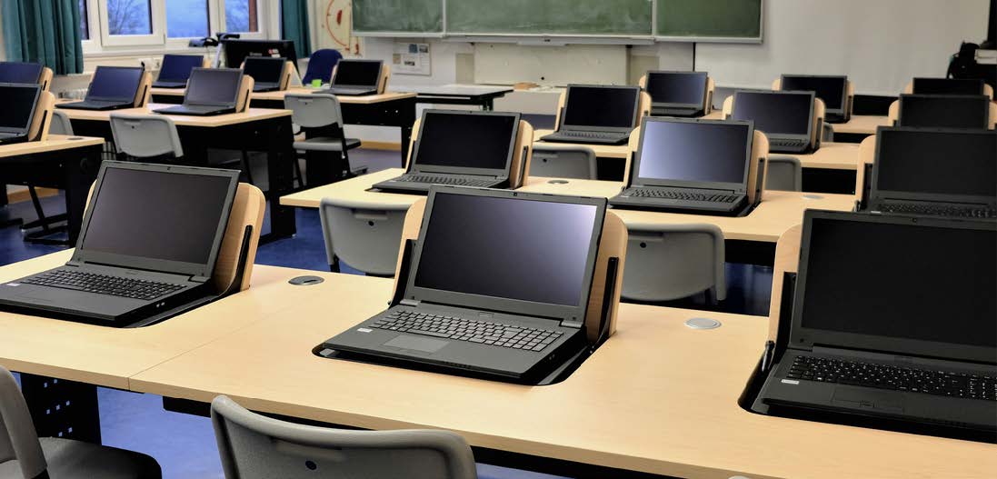 SALFER COMPUTERTISCHE